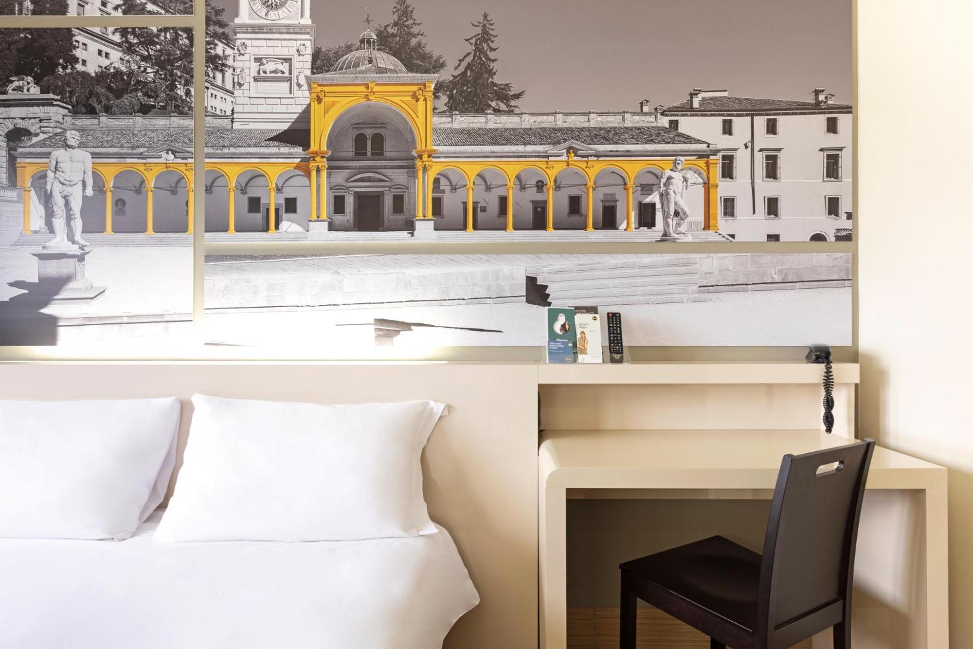 B&B Hotel Udine Eksteriør billede