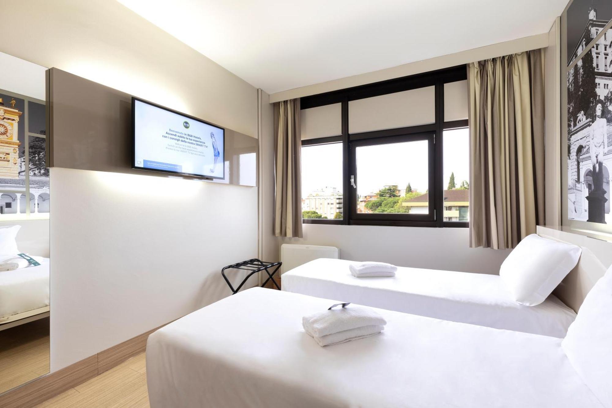 B&B Hotel Udine Eksteriør billede