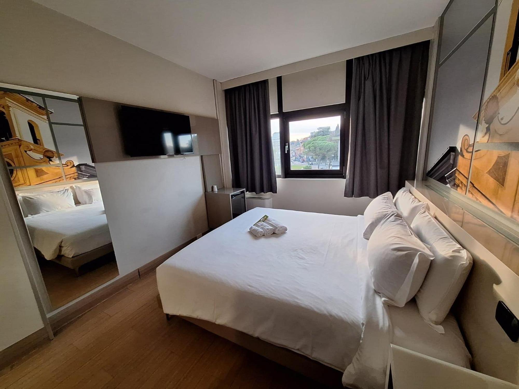 B&B Hotel Udine Eksteriør billede