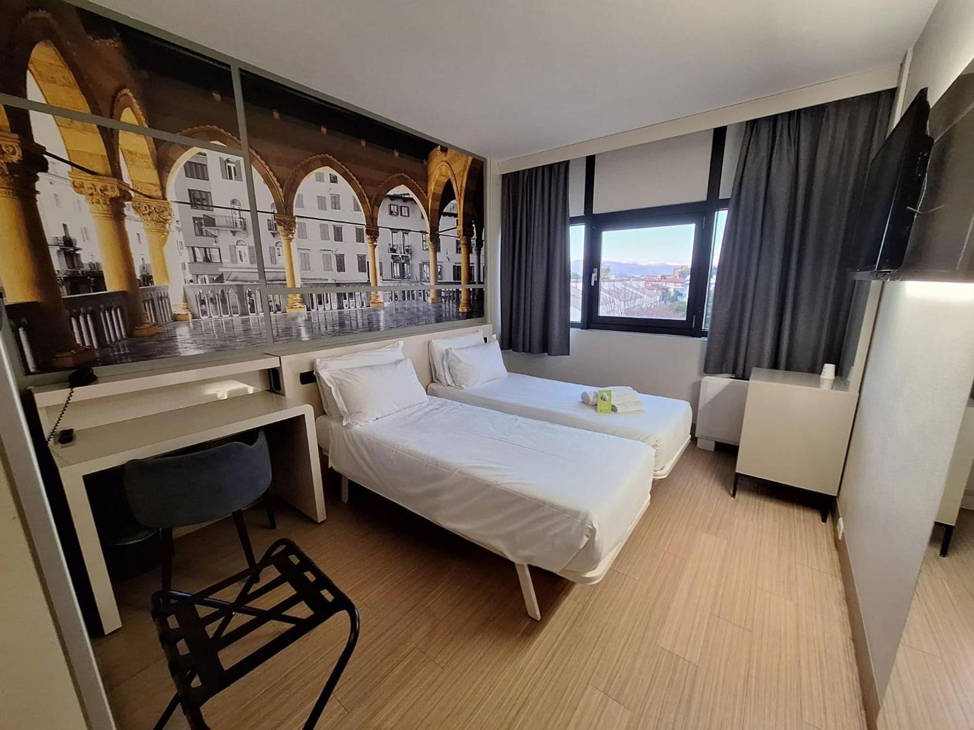 B&B Hotel Udine Eksteriør billede